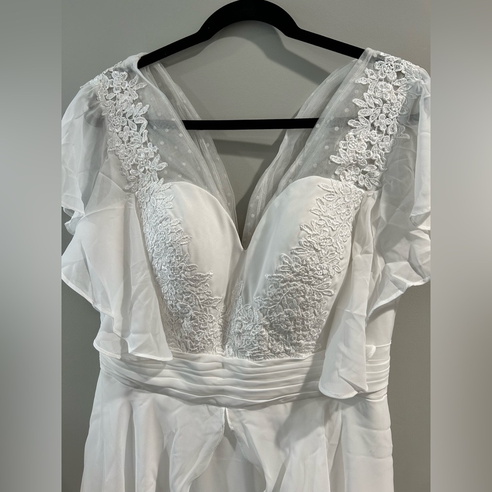 A-Line/Princess Chiffon V-neck Ruched Short Sleeves Floor-Length Wedding dress - Picture 4 of 9